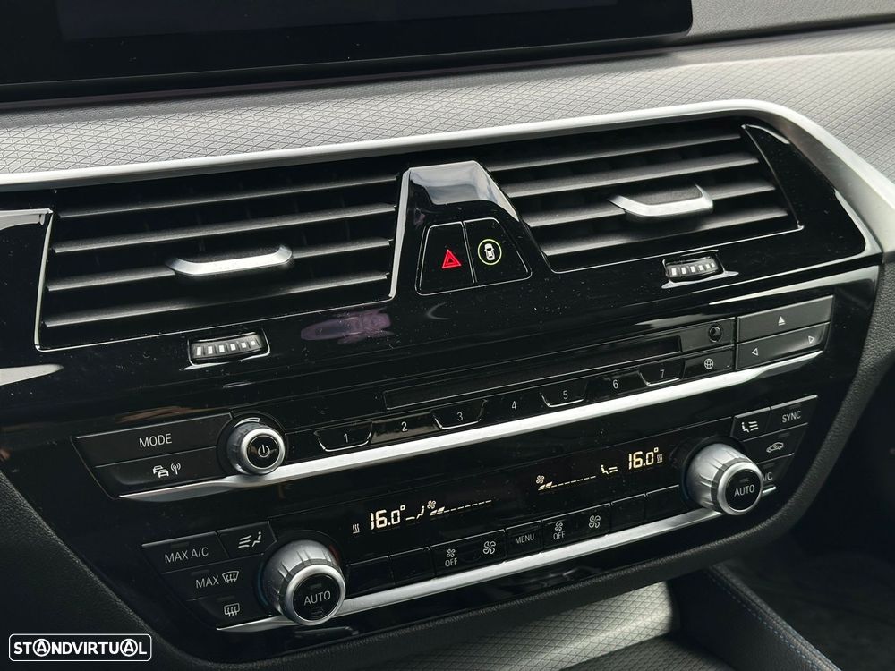 BMW 520 d Pack M Auto - 22