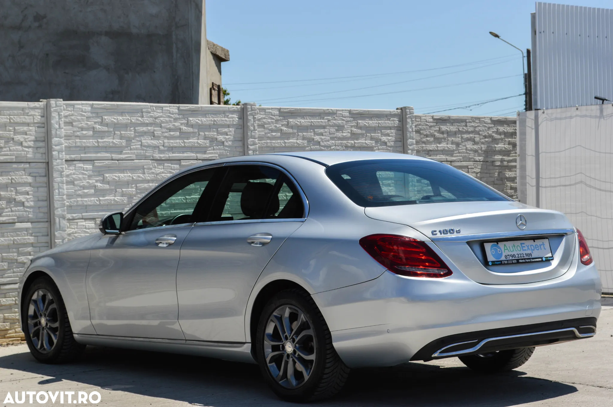 Mercedes-Benz C 180 (BlueTEC) d 7G-TRONIC Avantgarde - 4