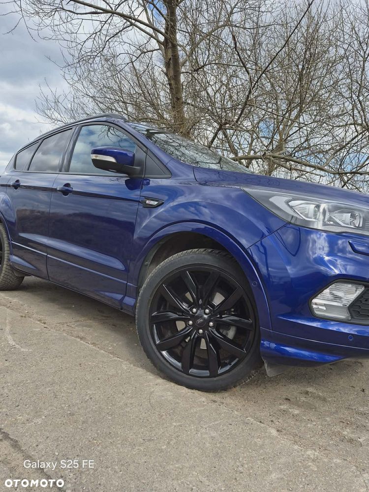 Ford Kuga - 11
