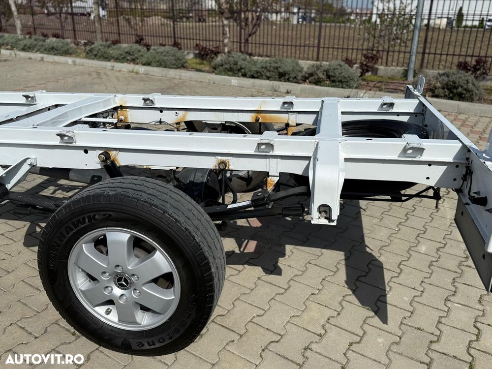 Mercedes-Benz Sprinter - 6