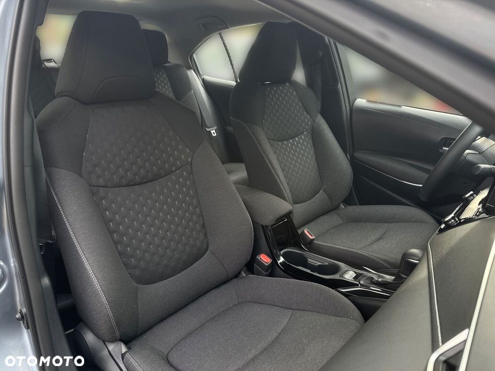 Toyota Corolla - 17
