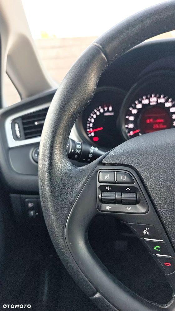 Kia Ceed 1.4 S - 28
