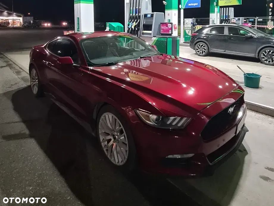 Ford Mustang 3.7 V6 - 1
