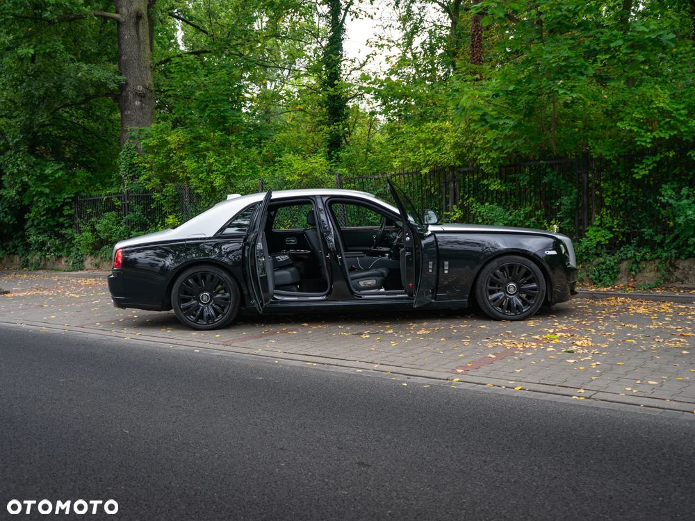 Rolls-Royce Ghost Standard - 35