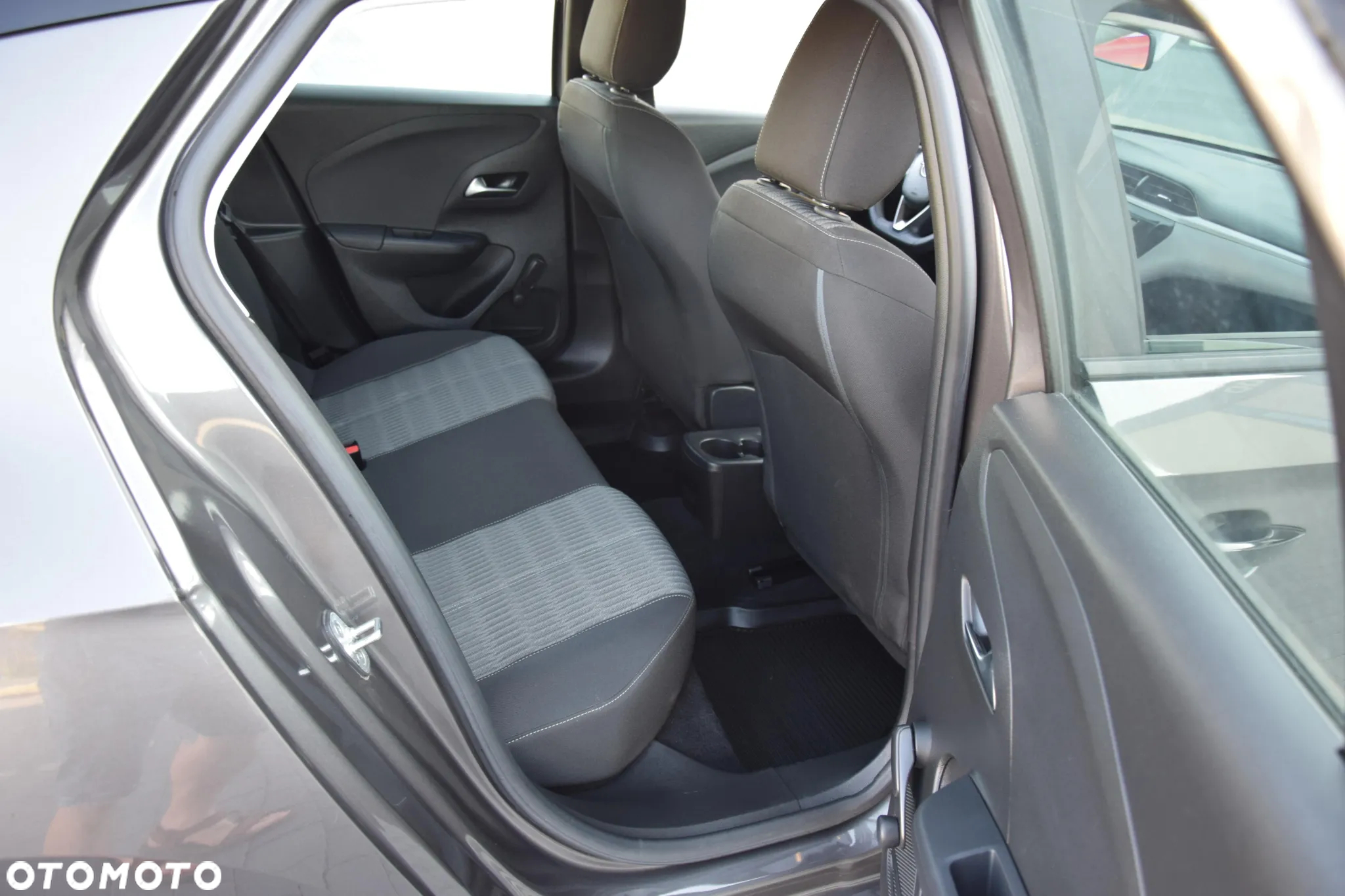 Opel Corsa 1.2 Edition S&S - 9