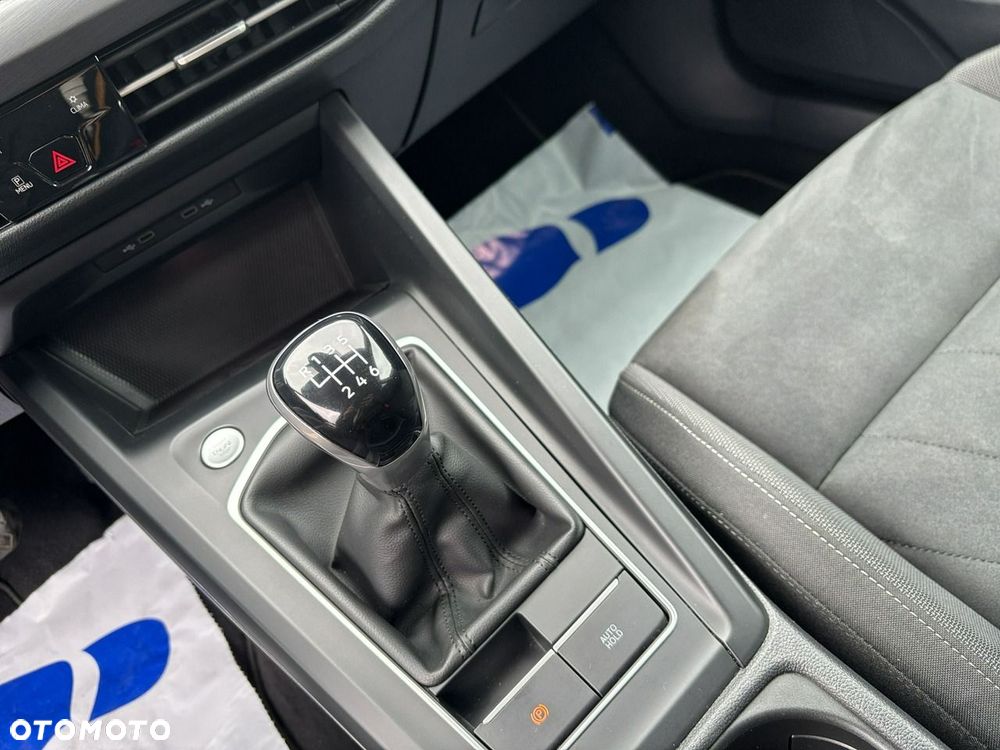 Volkswagen Golf - 14