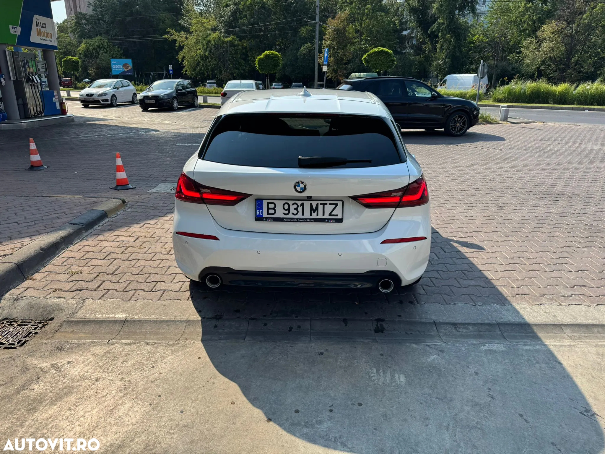 BMW Seria 1 120d xDrive AT - 4
