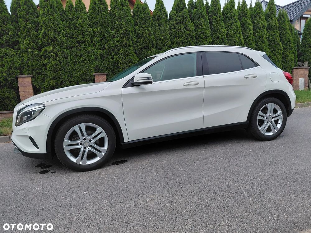 Mercedes-Benz GLA 180 (CDI) d - 20