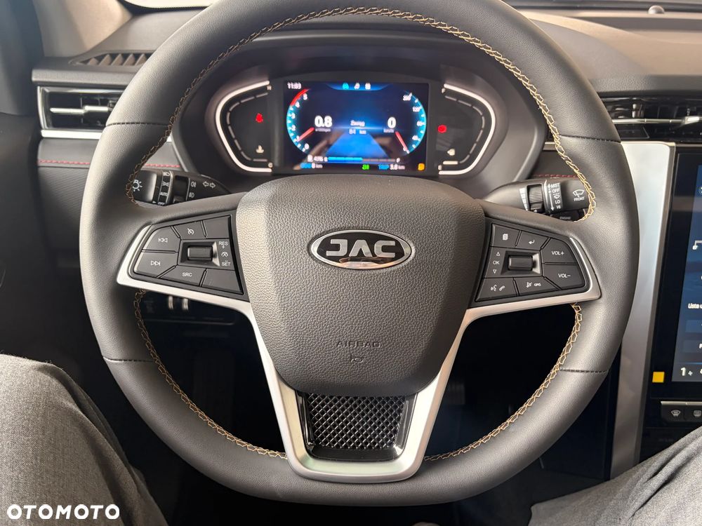 JAC T8 PRO Standard - 8