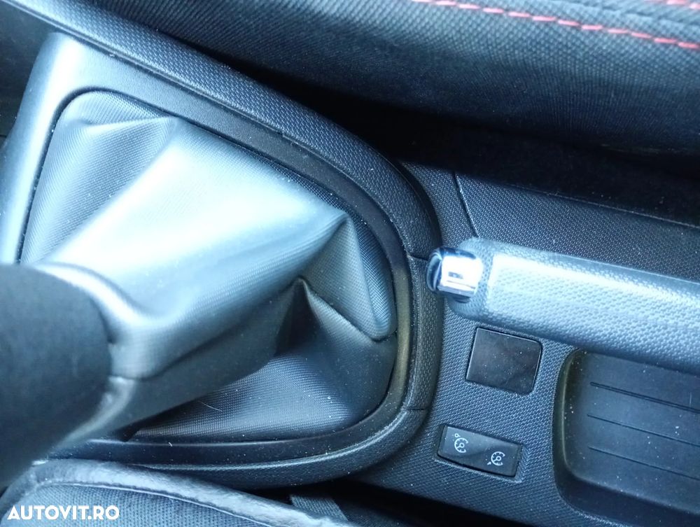 Renault Clio 1.2 16V Expression - 11