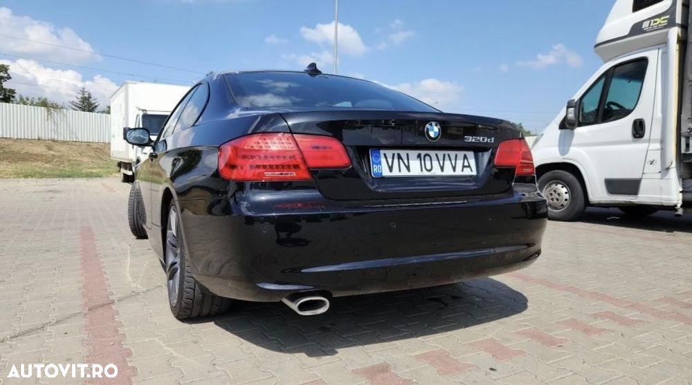 BMW Seria 3 320d Coupe - 4