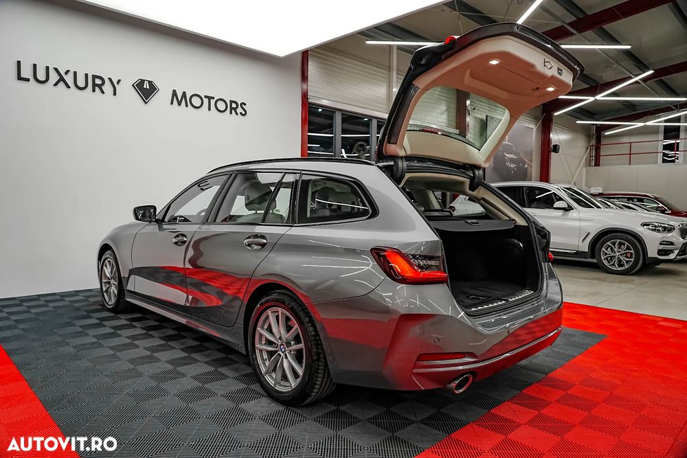 BMW Seria 3 320d Touring xDrive Aut. - 17