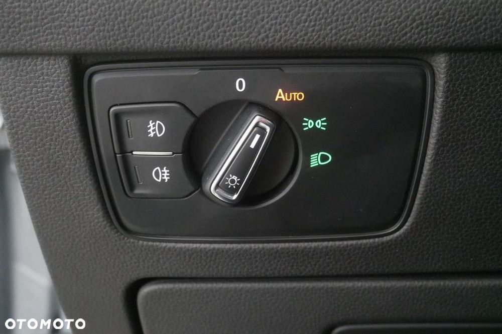 Volkswagen Passat 1.5 TSI EVO Business - 23