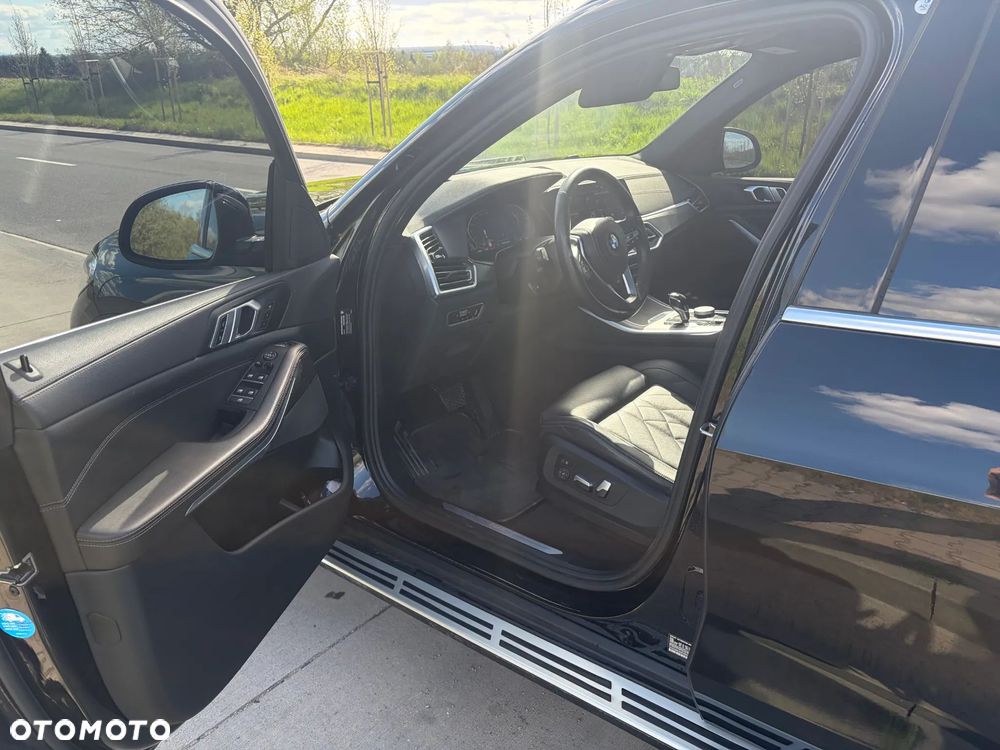 BMW X5 xDrive40i mHEV - 9