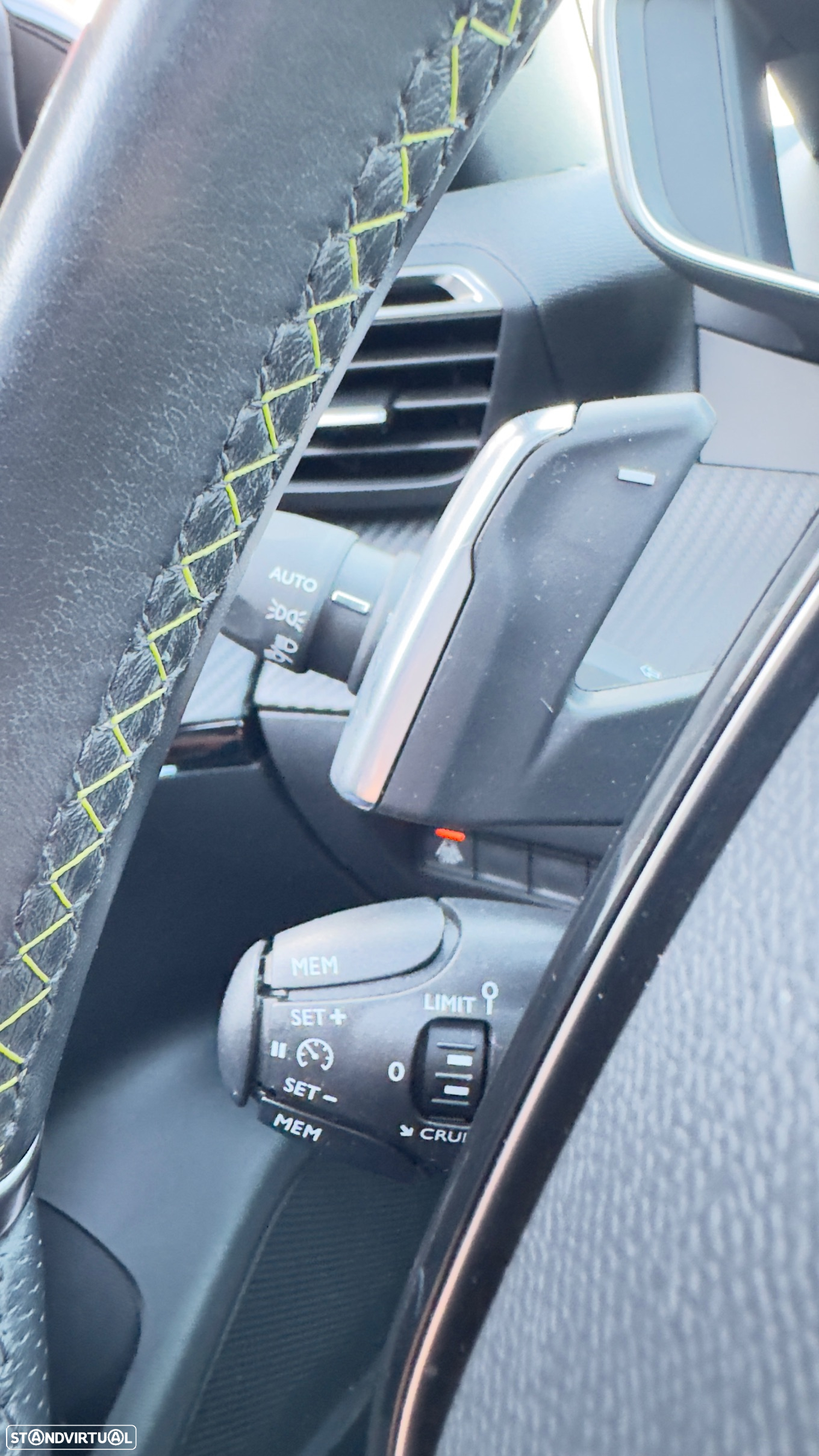 Peugeot 2008 1.2 PureTech GT Line EAT8 - 20