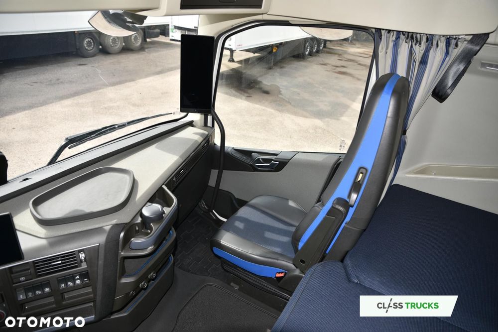 Volvo FH 460 AERO Globetrotter XL ACC i-Save I-ParkCool SideSkirts Mirror Cam - 25