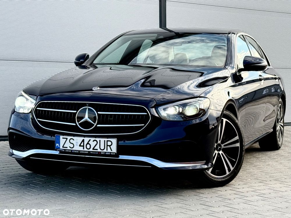 Mercedes-Benz Klasa E 300 9G-TRONIC - 2