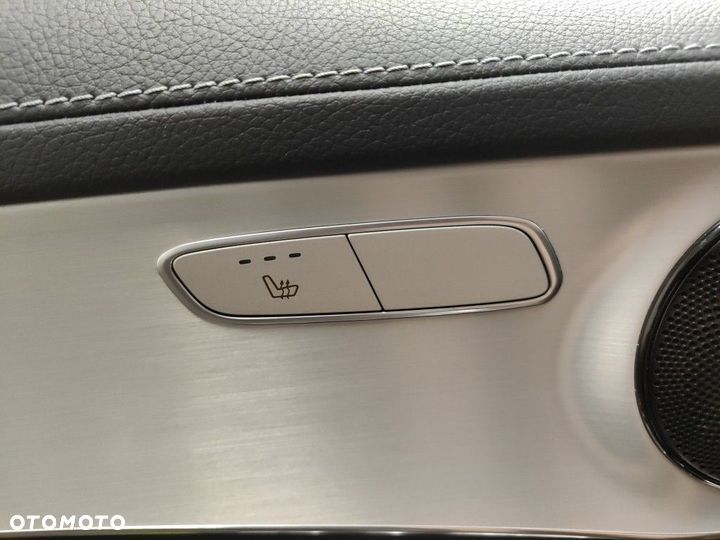Mercedes-Benz GLC - 12