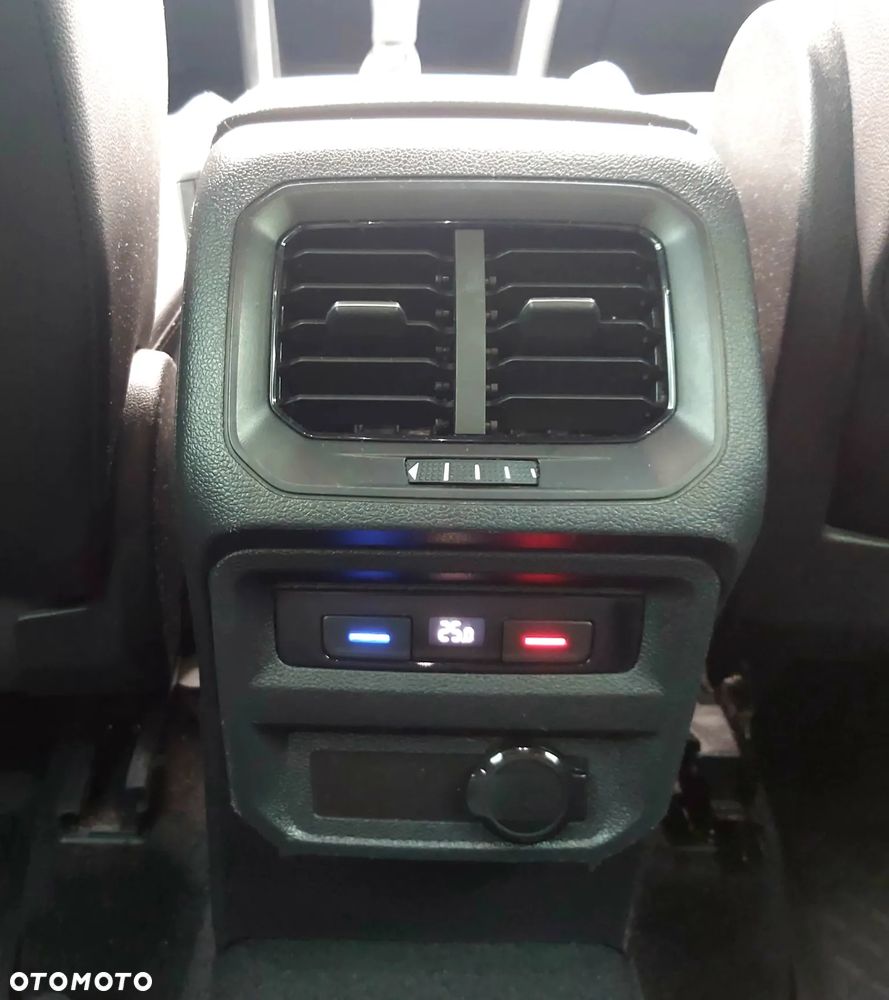 Volkswagen Tiguan 1.5 TSI EVO R-Line DSG - 13