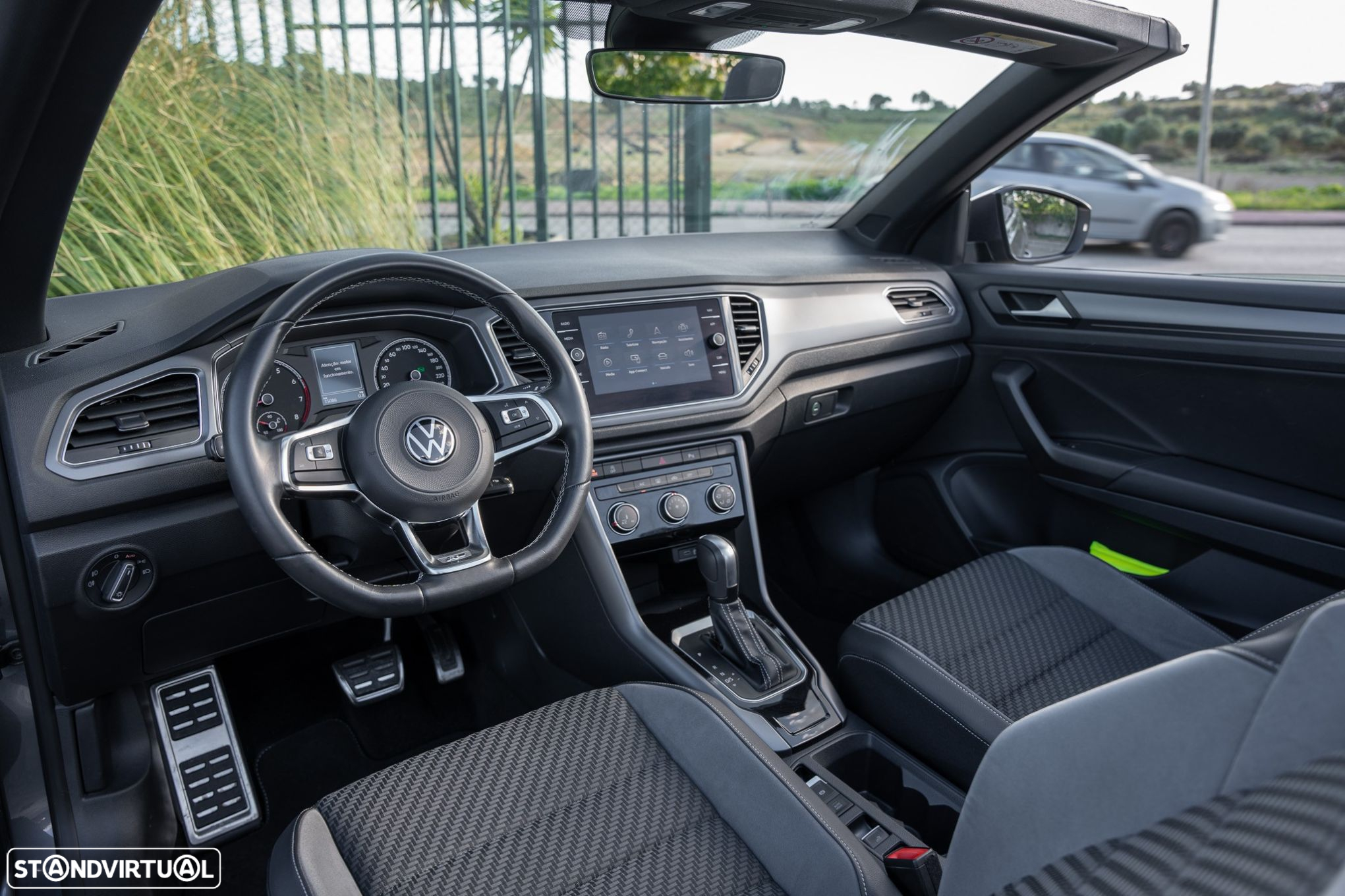 VW T-Roc Cabrio 1.5 TSI R-Line DSG - 18