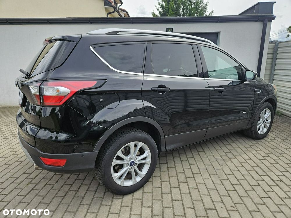 Ford Kuga 2.0 TDCi AWD Titanium - 4
