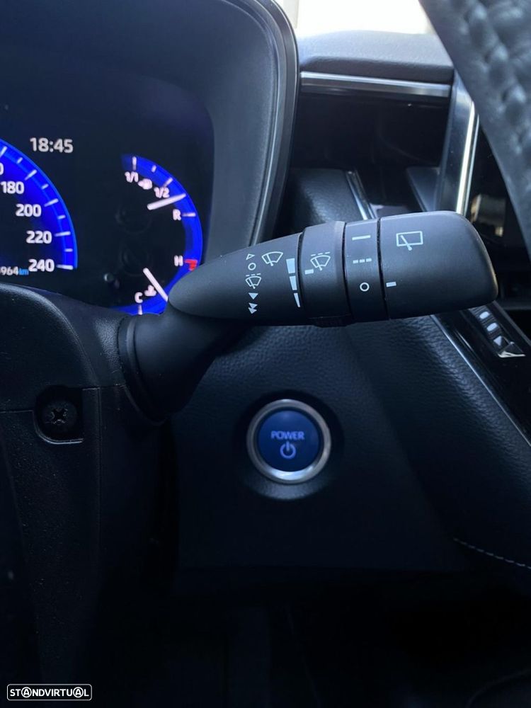 Toyota Corolla 1.8 Hybrid Comfort - 28