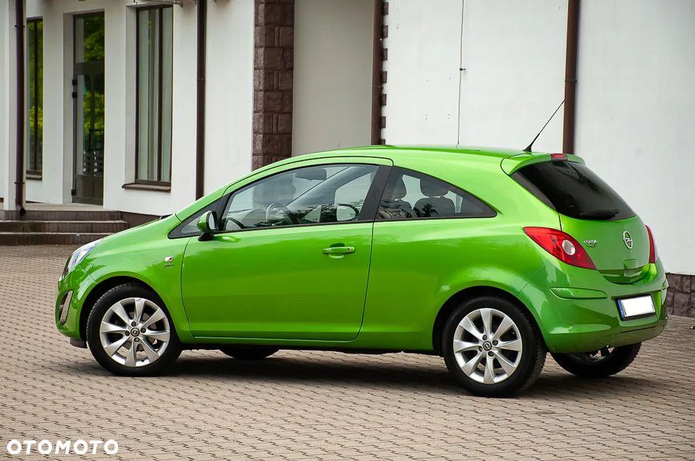 Opel Corsa 1.4 16V Active - 13