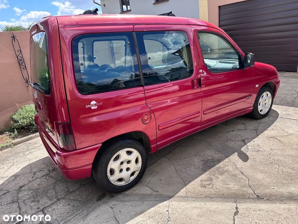 Citroën Berlingo 1.4i Spacelight - 9