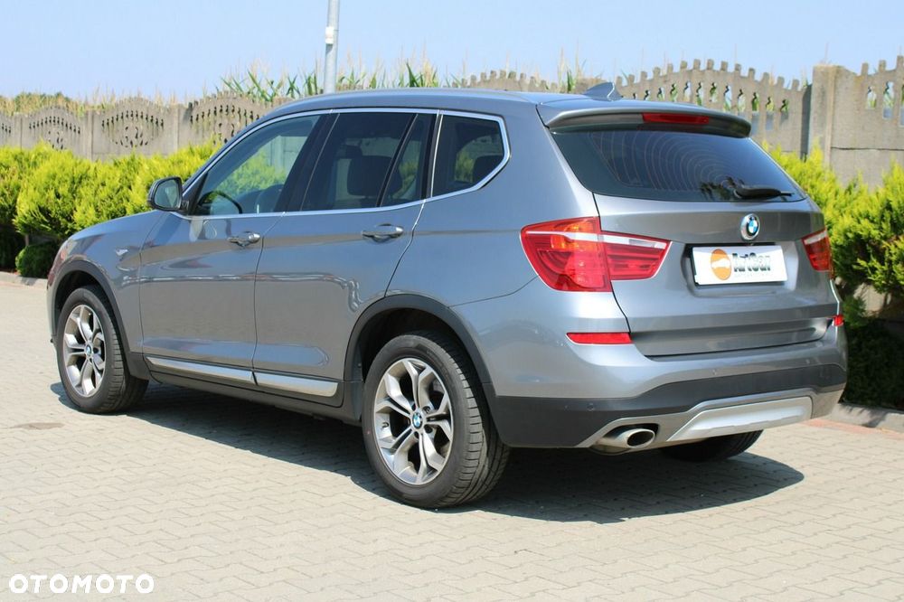 BMW X3 xDrive20d xLine - 14