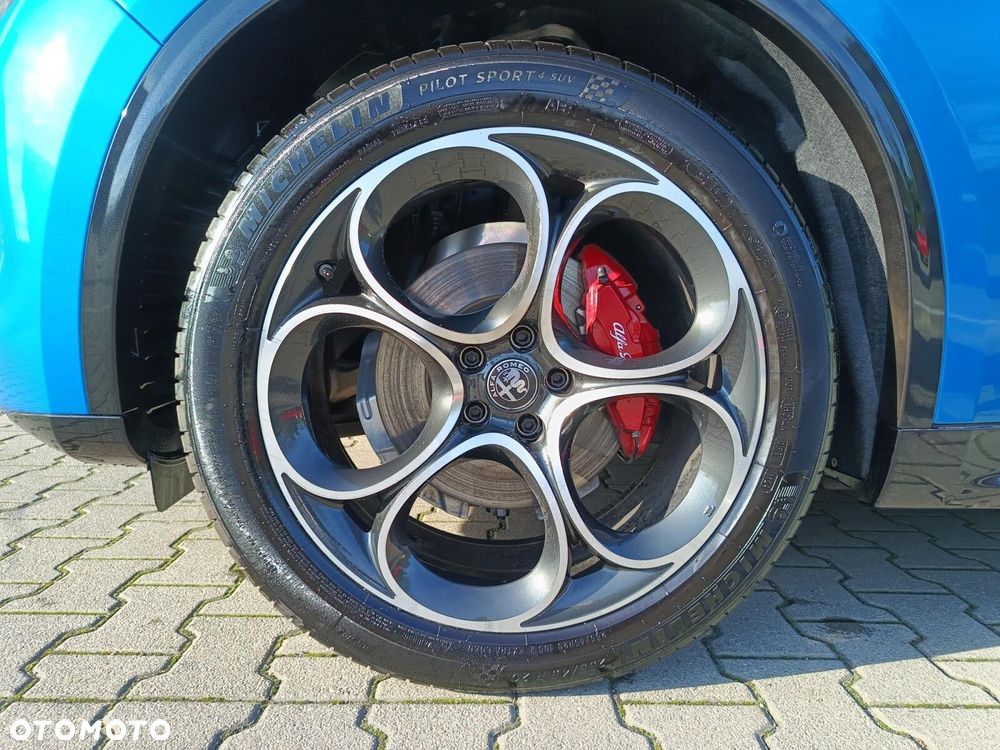 Alfa Romeo Stelvio 2.0 Turbo Veloce Q4 - 12