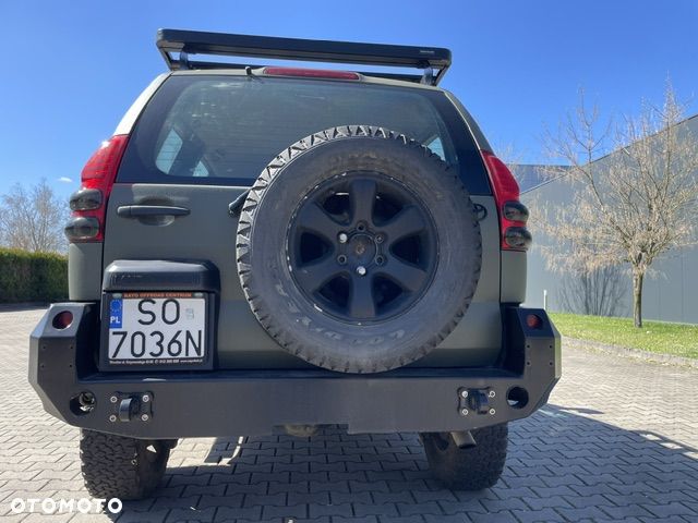 Toyota Land Cruiser - 12