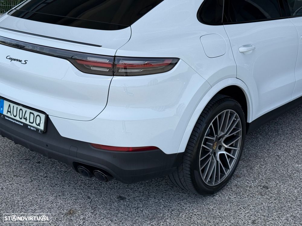 Porsche Cayenne Coupé S Platinum Edition - 12