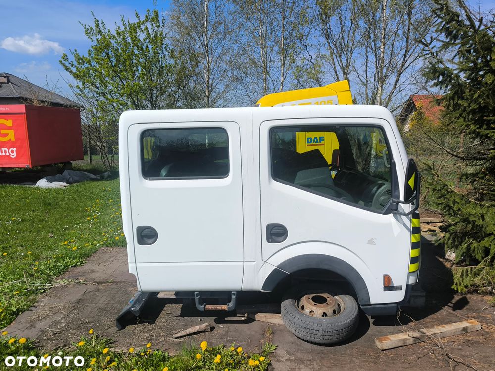 Kabina Nissan DOKA - 3