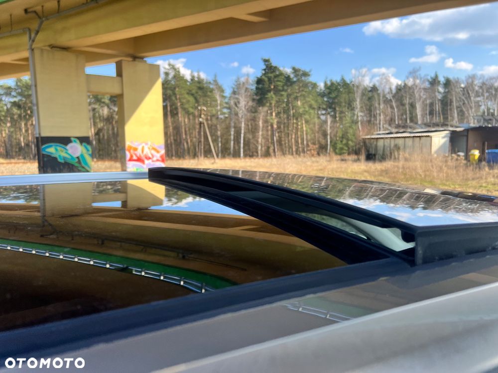 Volkswagen Passat 2.0 TDI (BlueMotion Technology) Highline - 12