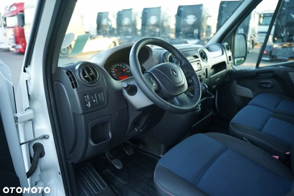 Renault MASTER   / KONTENER - 4,5  M / WINDA DHOLLANDIA - 750 kg / SPROWADZONY - 25