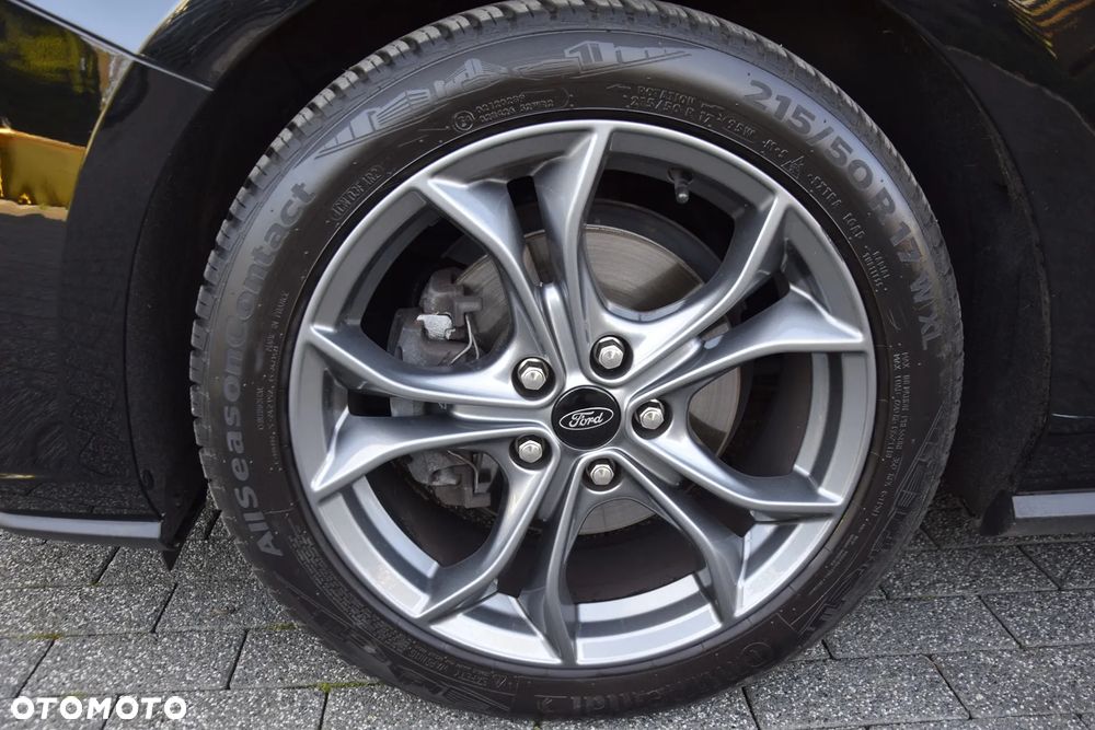 Ford Focus 1.0 EcoBoost Start-Stopp-System TITANIUM DESIGN - 39