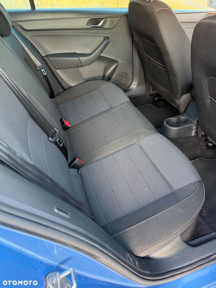 Skoda RAPID 1.6 TDI Active - 15