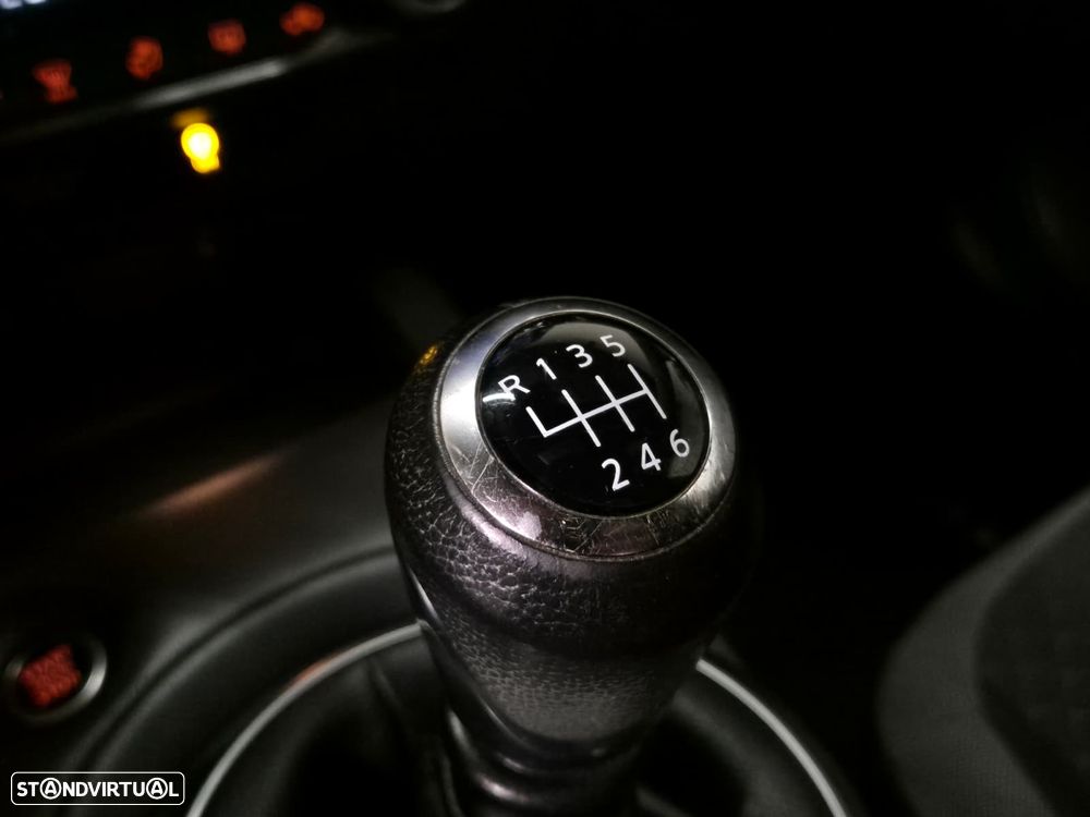 Nissan Juke 1.0 DIG-T N-Connecta - 31