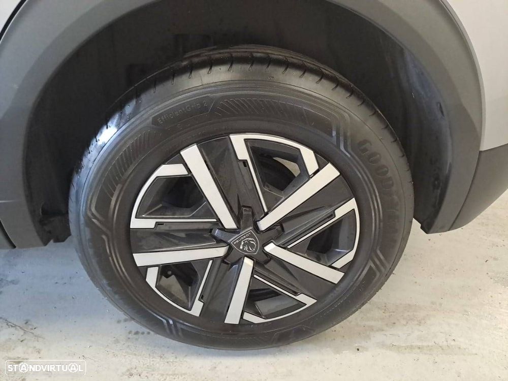 Peugeot 2008 1.2 PureTech Style - 11