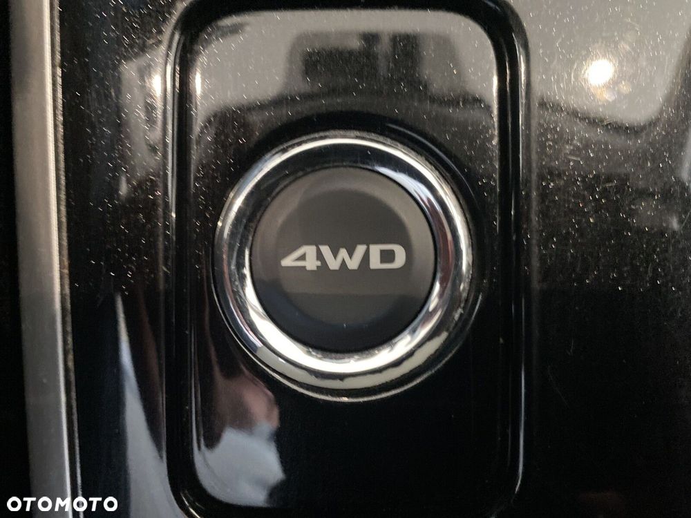 Mitsubishi Outlander - 29