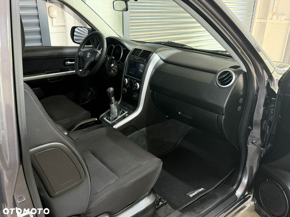 Suzuki Grand Vitara - 16