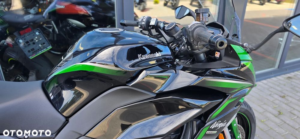 Kawasaki Ninja 1000 SX - 11