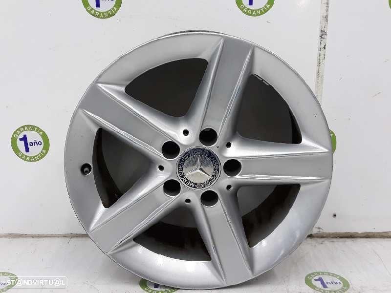 PNEU MERCEDES-BENZ SLK BM 171 ROADSTER - 1