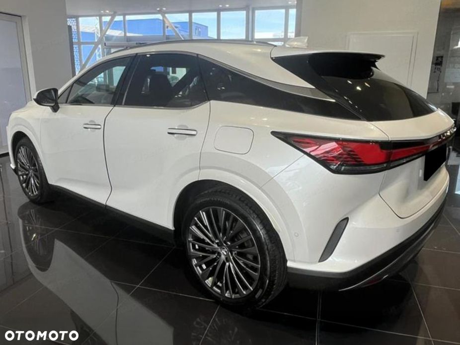 Lexus RX 350h Omotenashi - 6