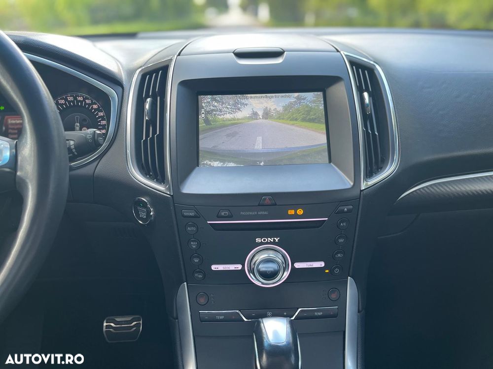 Ford Edge - 14