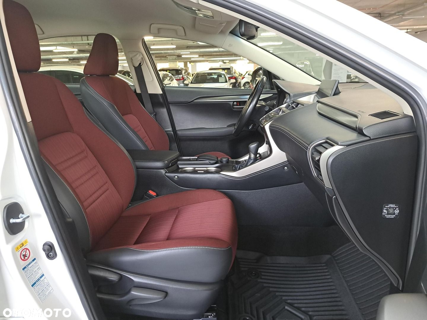 Lexus NX - 14