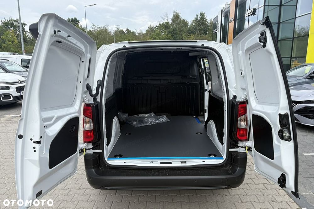 Peugeot Partner Van XL L2H1 1.5 130KM - 9