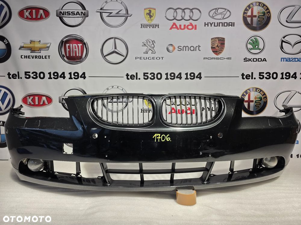 BMW E60 03-06 ZDERZAK PRZEDNI PRZÓD NA SPRYSKI + 4xPDC + INSTALACJA PDC + NERKI I GÓRNA CZĘŚĆ PASA , NR 5111703369 / 703369 , NR AUKCJI NZ1706 - 1