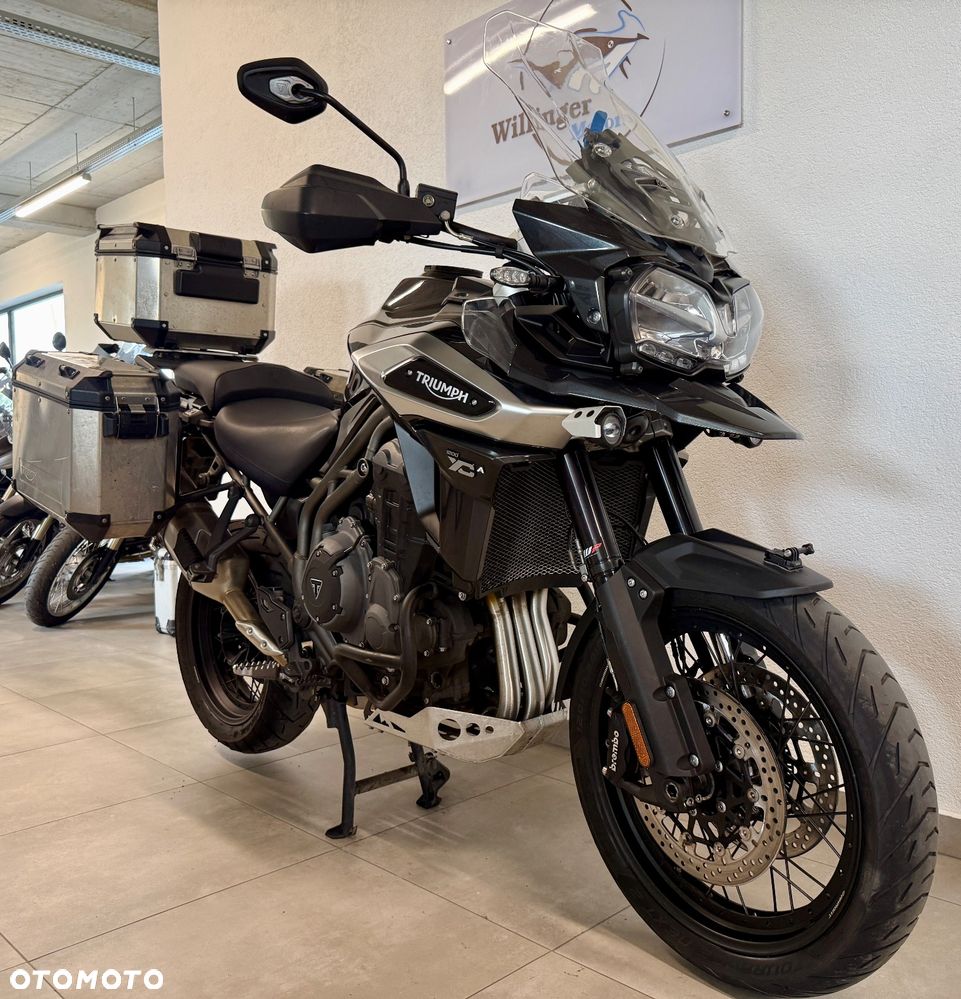 Triumph Tiger - 3
