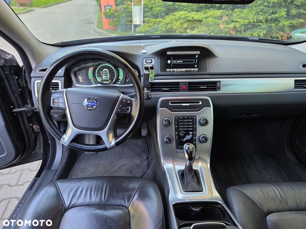 Volvo V70 D4 Geartronic Black Edition - 6
